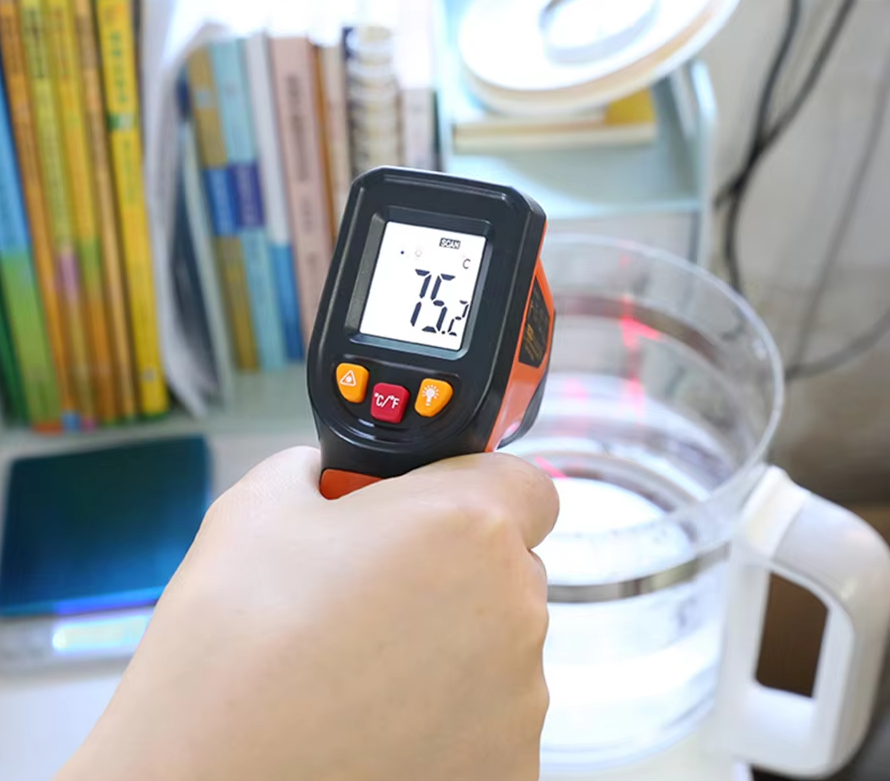 High-precision 600-degree Infrared Thermometer For Baking Kitchen Industry