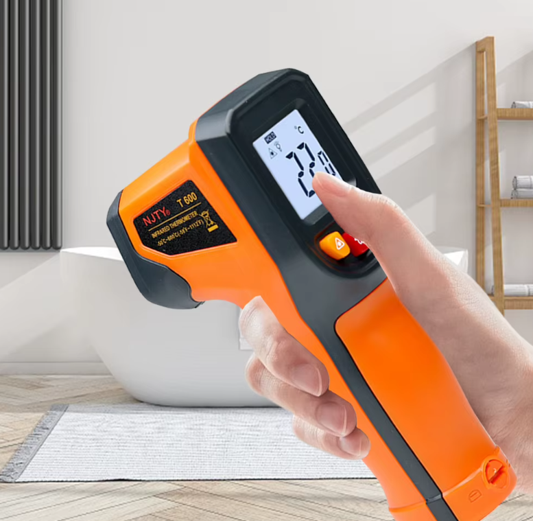 High-precision 600-degree Infrared Thermometer For Baking Kitchen Industry