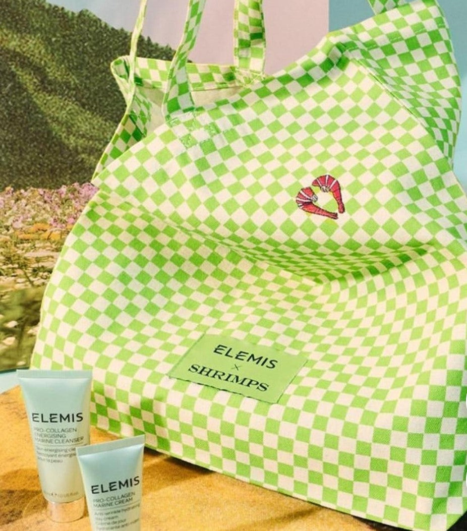 ELEMIS X Shrimps Green Tote Bag.  Don’t miss out on this must-have accessory!