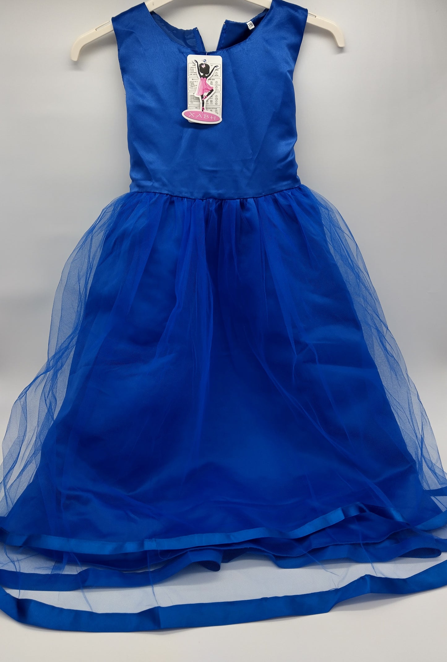 Girls Dress. BLUE. Size 150cm. Elevate your style with this beautiful O-Neck Blue Dress.