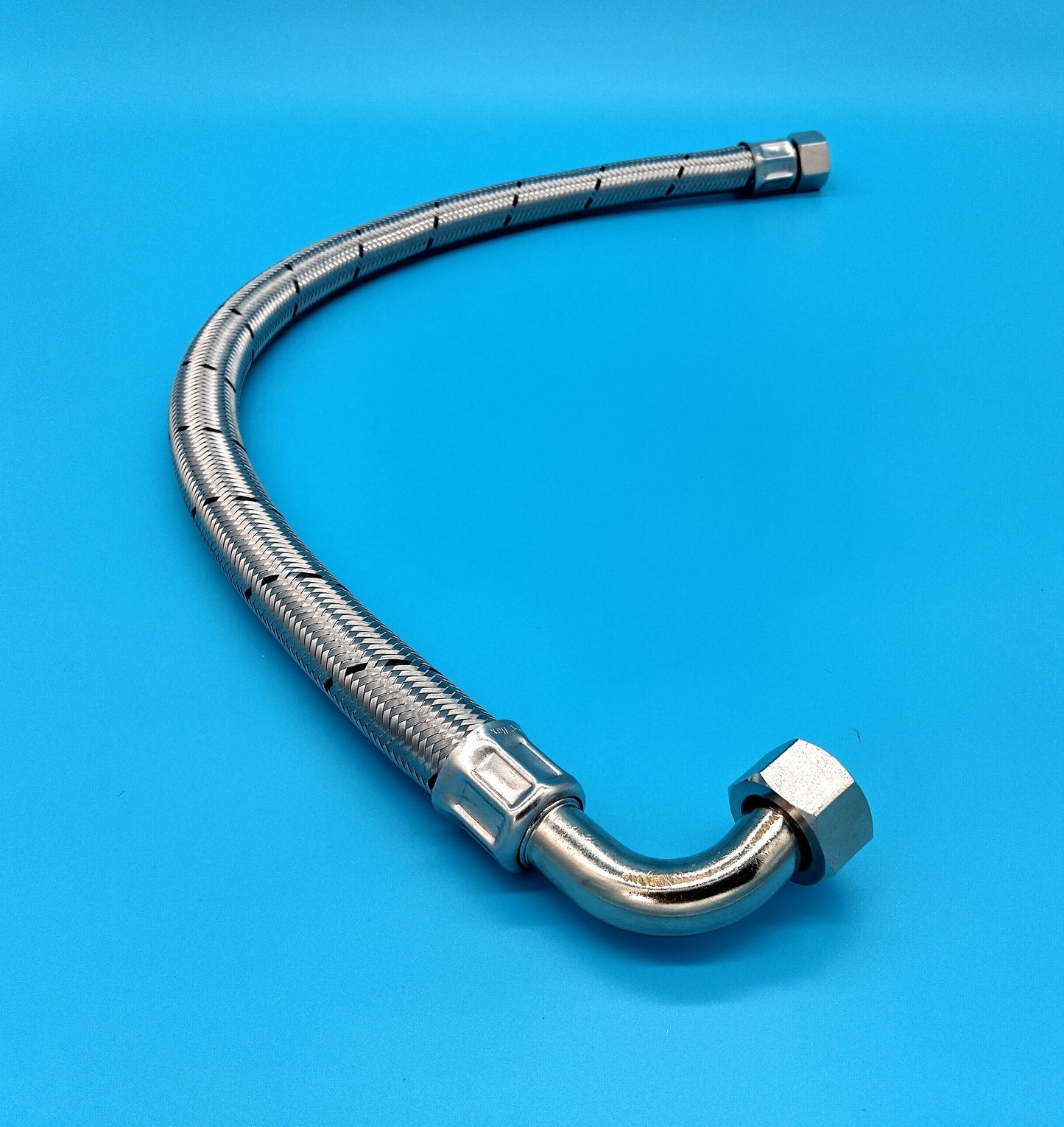 70 cm. Flexible Pipe Connector. Upgrade your plumbing system with the reliable and efficient Qalflex Qwras Flexible Pipe Connector.