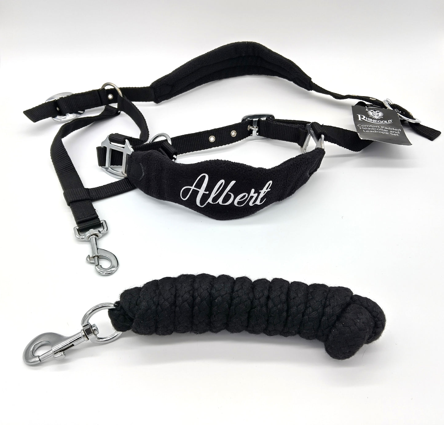 Fleece Headcollar with Lead Rope Set. Ensure your horse's comfort and style with our Fleece Headcollar with Lead Rope Set.