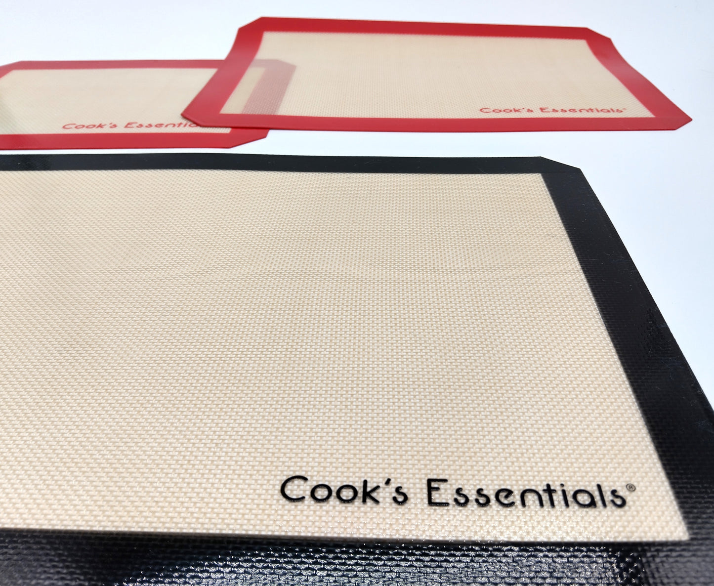 Silicone Baking Mat. 3 Pcs. Perfect for achieving professional results with minimal effort.