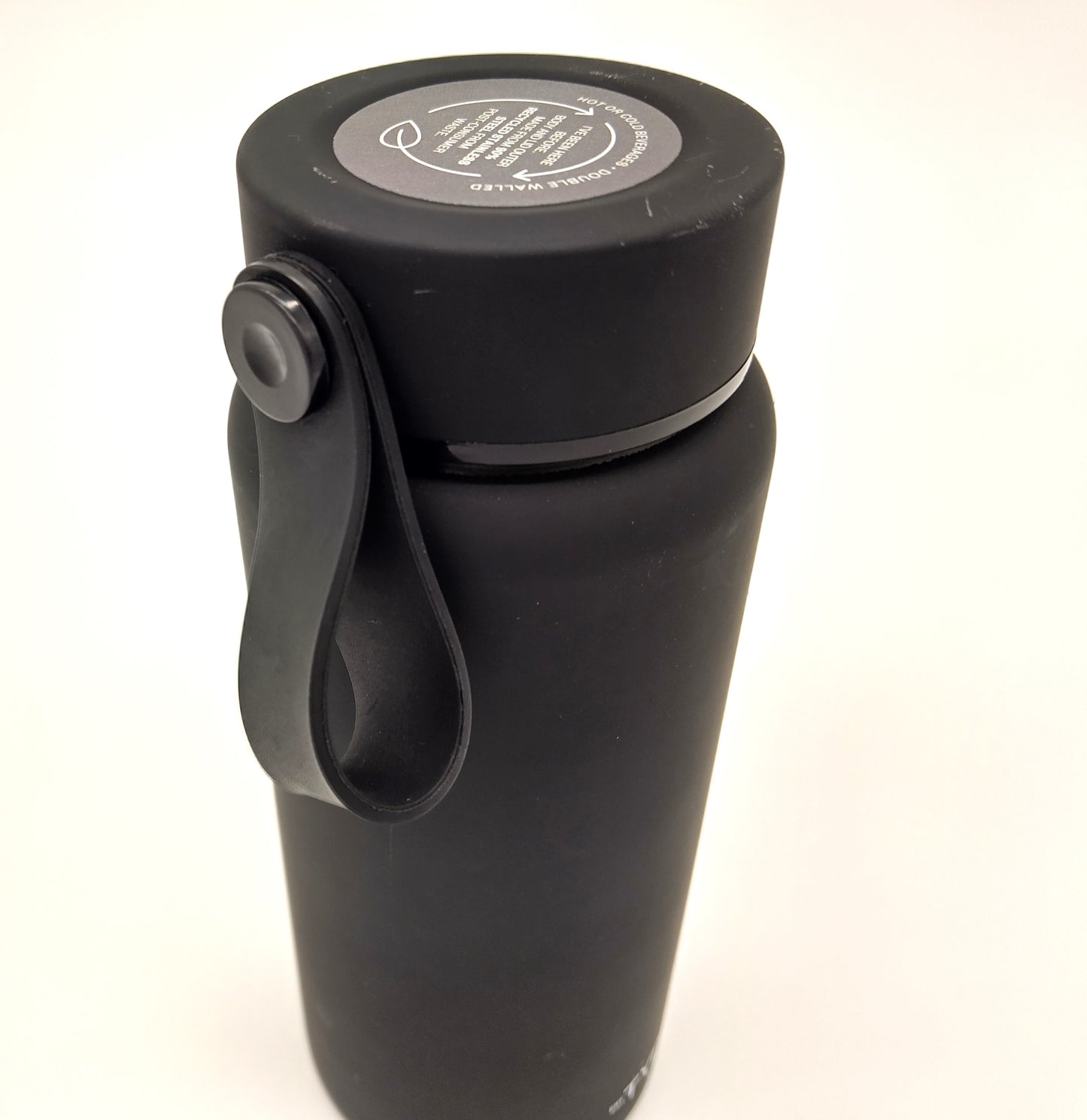 Hot or Cold Water Bottle. Stainless Steel. 350ml. Black. Enjoy eco-friendly and stylish hydration with this Sustainable Stainless Steel Water Bottle.