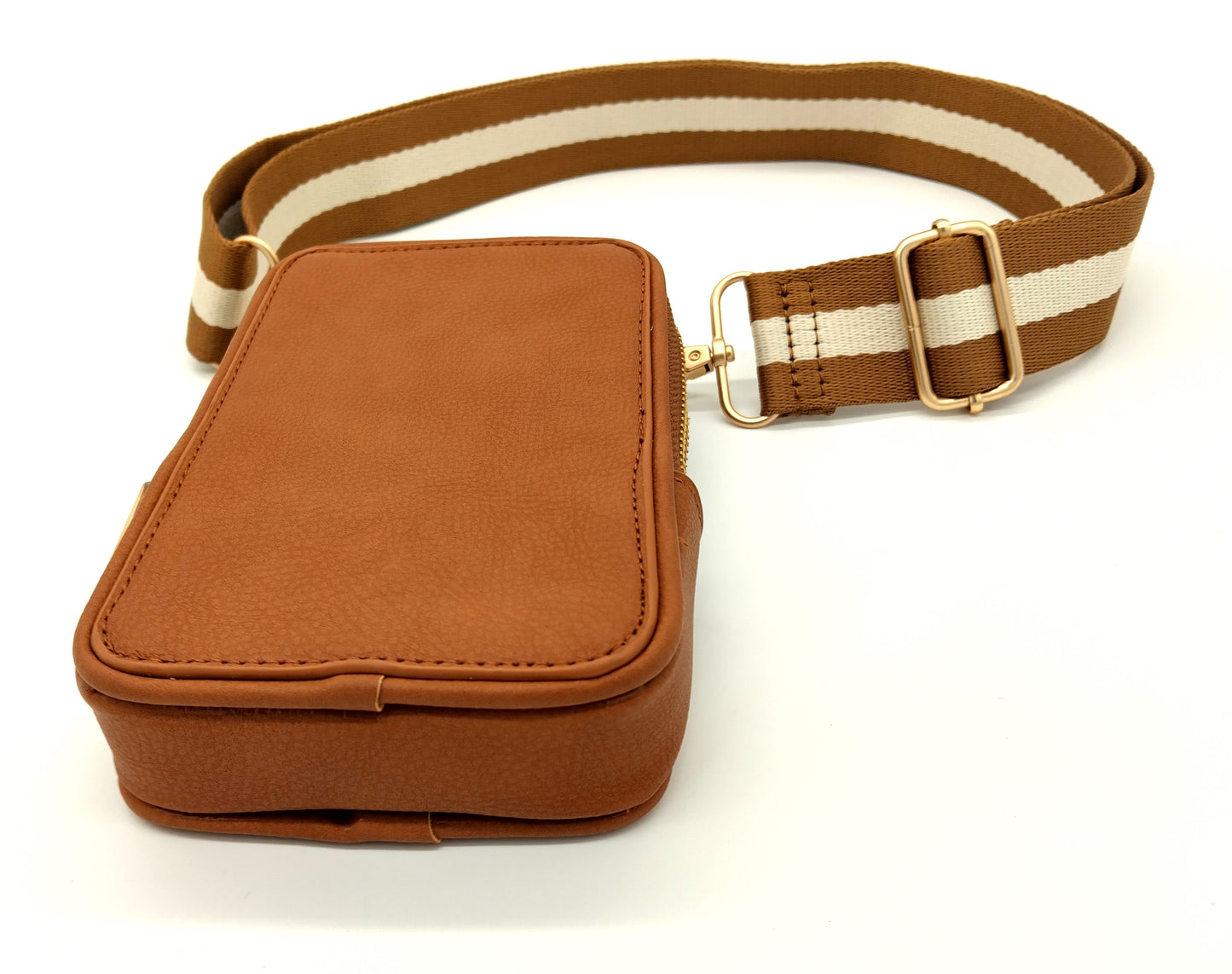 Cross Body Bag. Brown. Enhance your daily routine with the Women's Cross Body Bag.