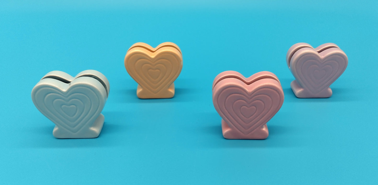 Ceramic Card Holder. Hearts  Elevate your organization and decoration game with our Ceramic Heart Card Holder Set.