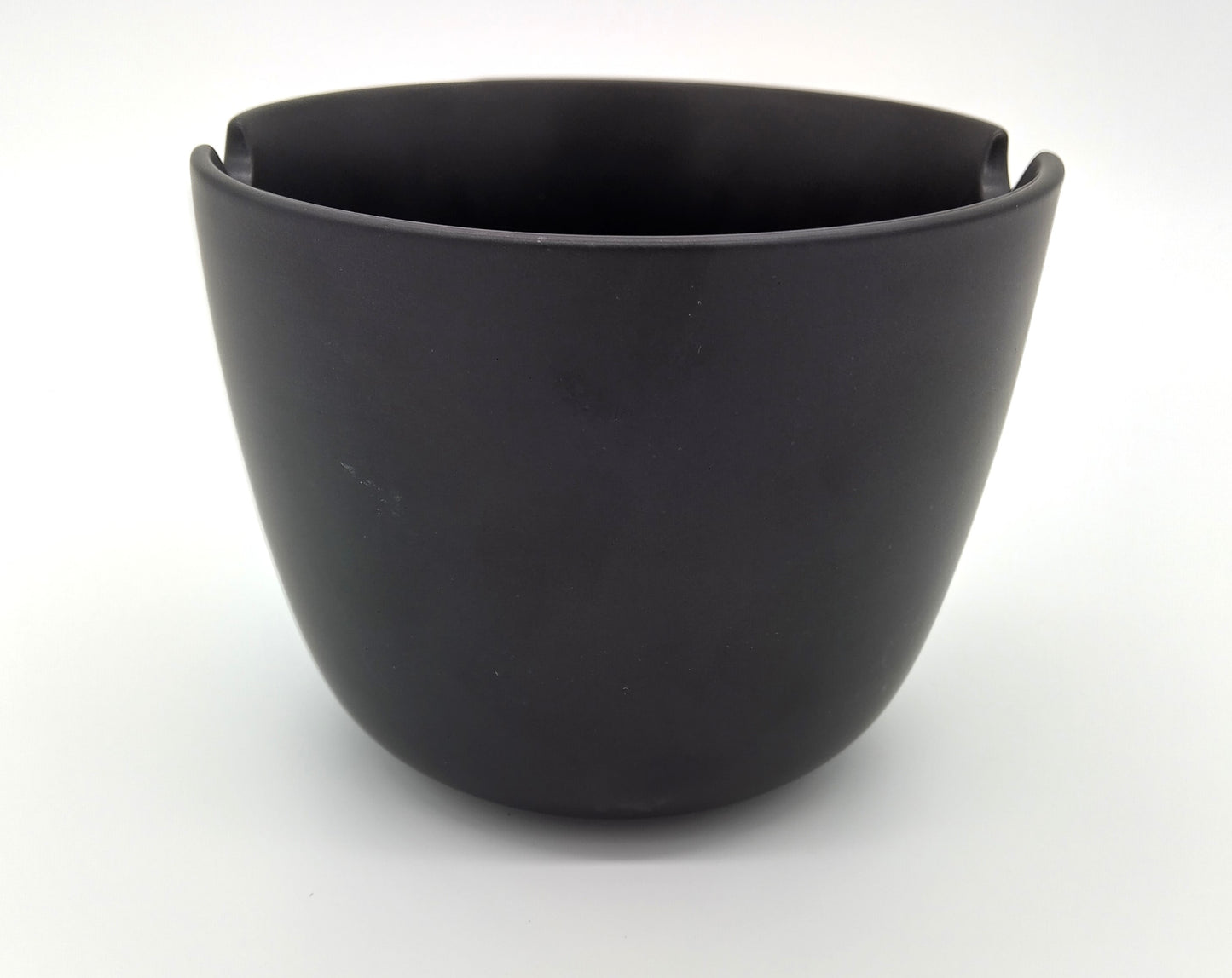 Noodle - Rice Bowl. Black. Add this versatile and elegant Noodle - Rice Bowl to your kitchen collection today.