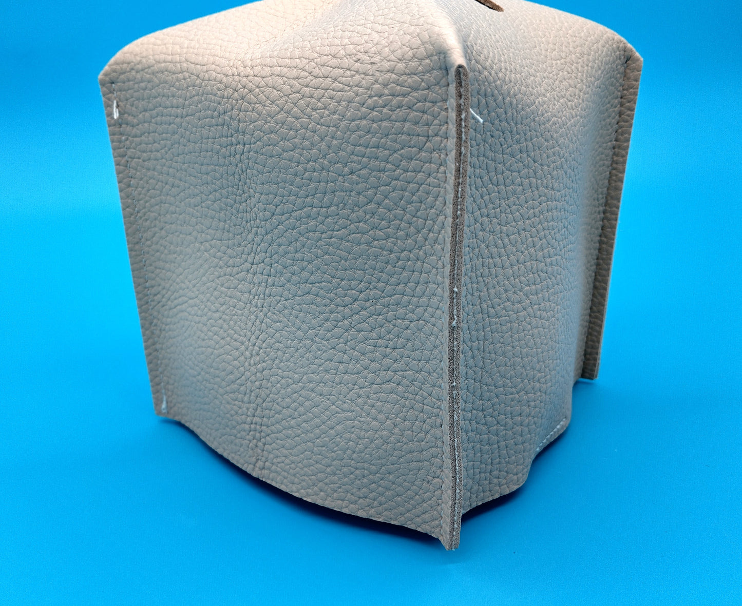 Leather Square Tissue Box. Add a touch of elegance to your home with this Modern Square Leather Tissue Box Cover.