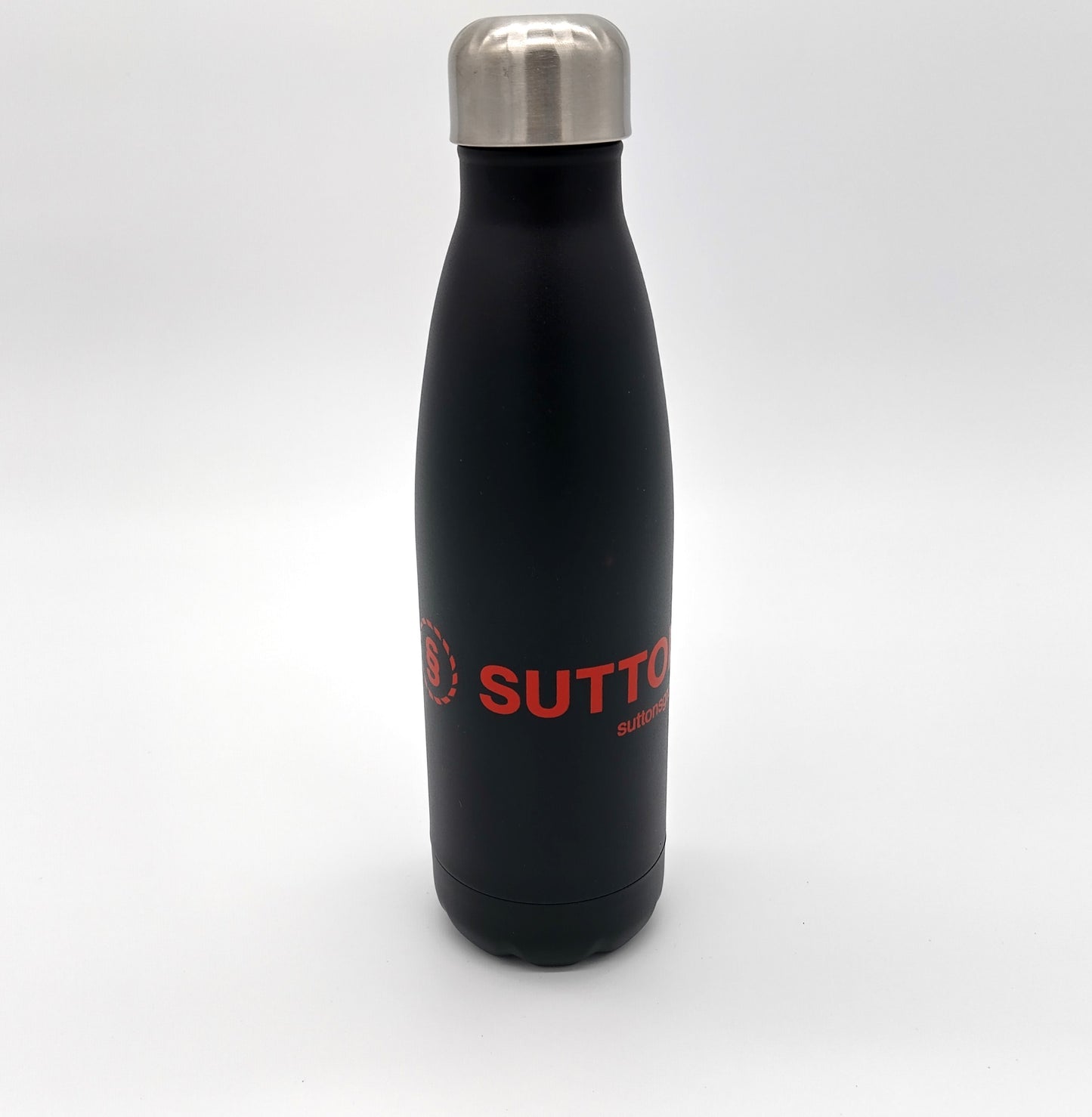 Stainless Steel Water Bottle. 500ml. Perfect for any activity, this bottle is your reliable companion for staying hydrated on the go.