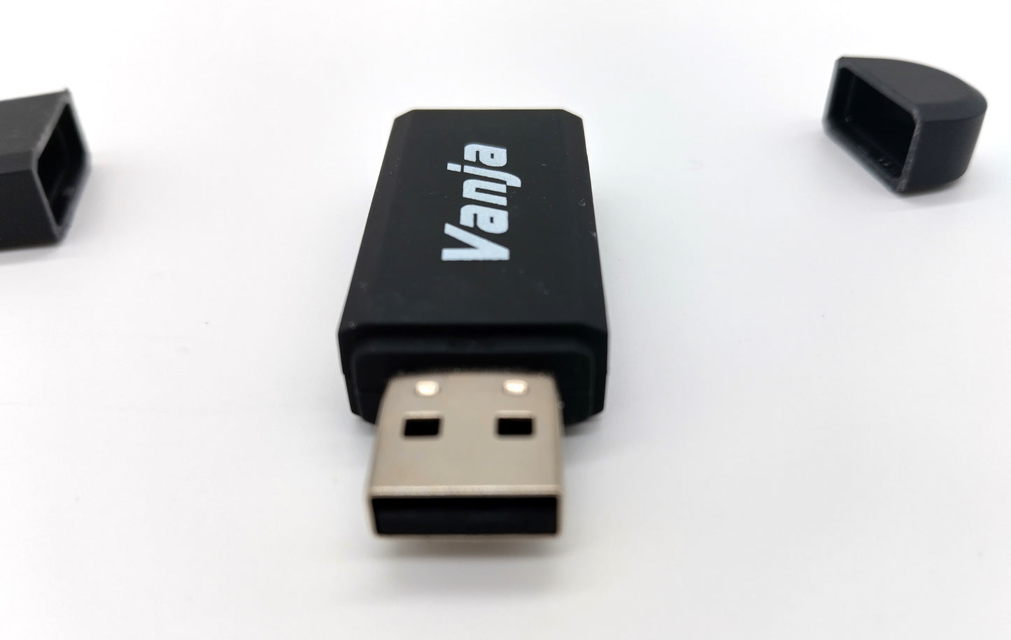 VANJA USB Card Reader. Perfect for anyone needing quick and efficient access to their SD and Micro SD cards.