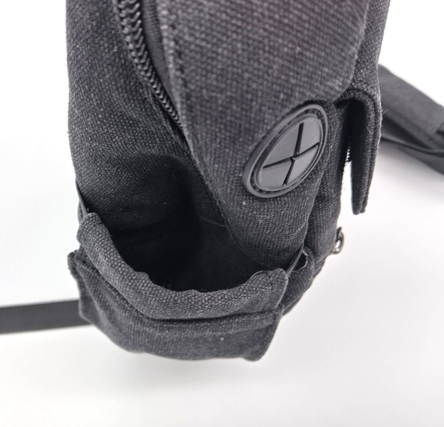 CWATCUN Small Camera Bag   .Upgrade your photography gear with the Cwatcun Small Camera Bag.