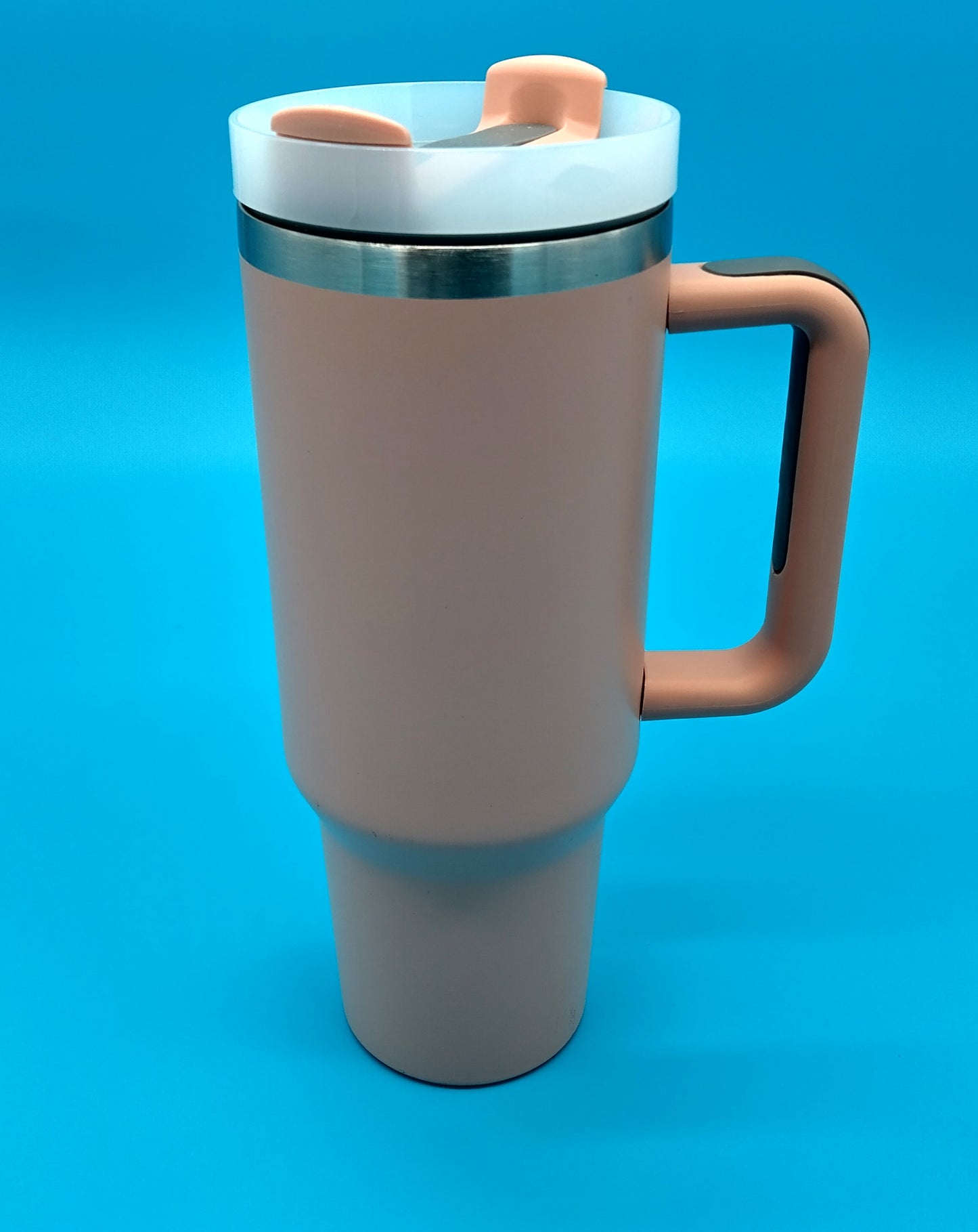 Rose Stainless Stell Cup. 1200ml. Upgrade your drinkware collection with our Rose Stainless Steel Cup, combining style, functionality, and durability.