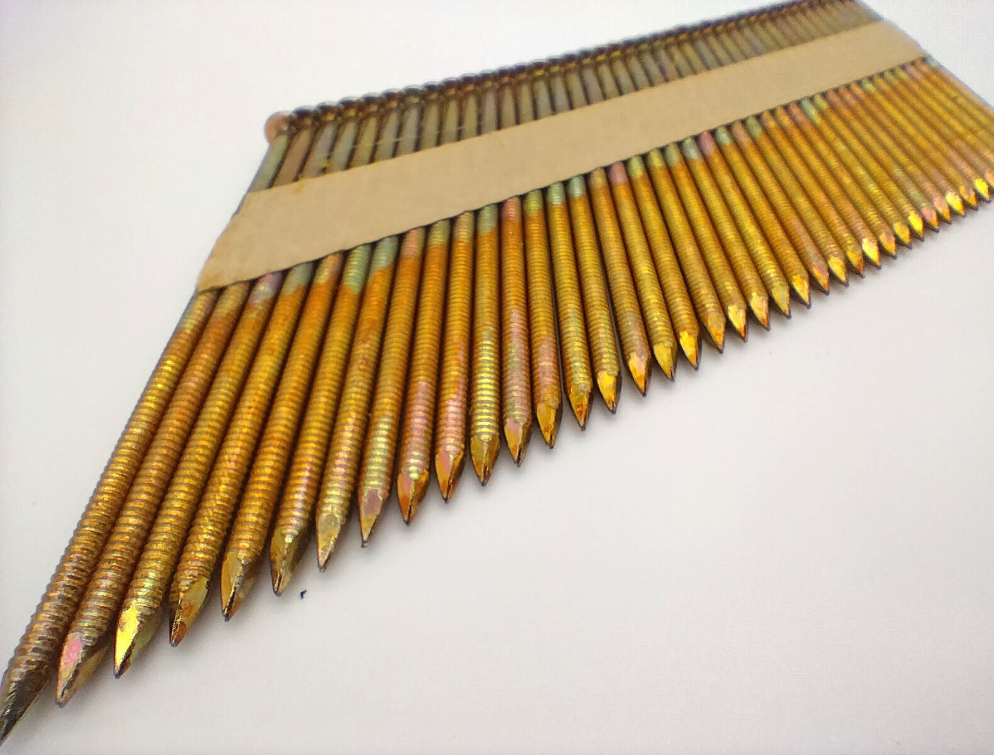 Machine Nails. 240 Pieces. 90mm. Ensure your projects are completed with precision and durability using these 90mm Machine Nails.