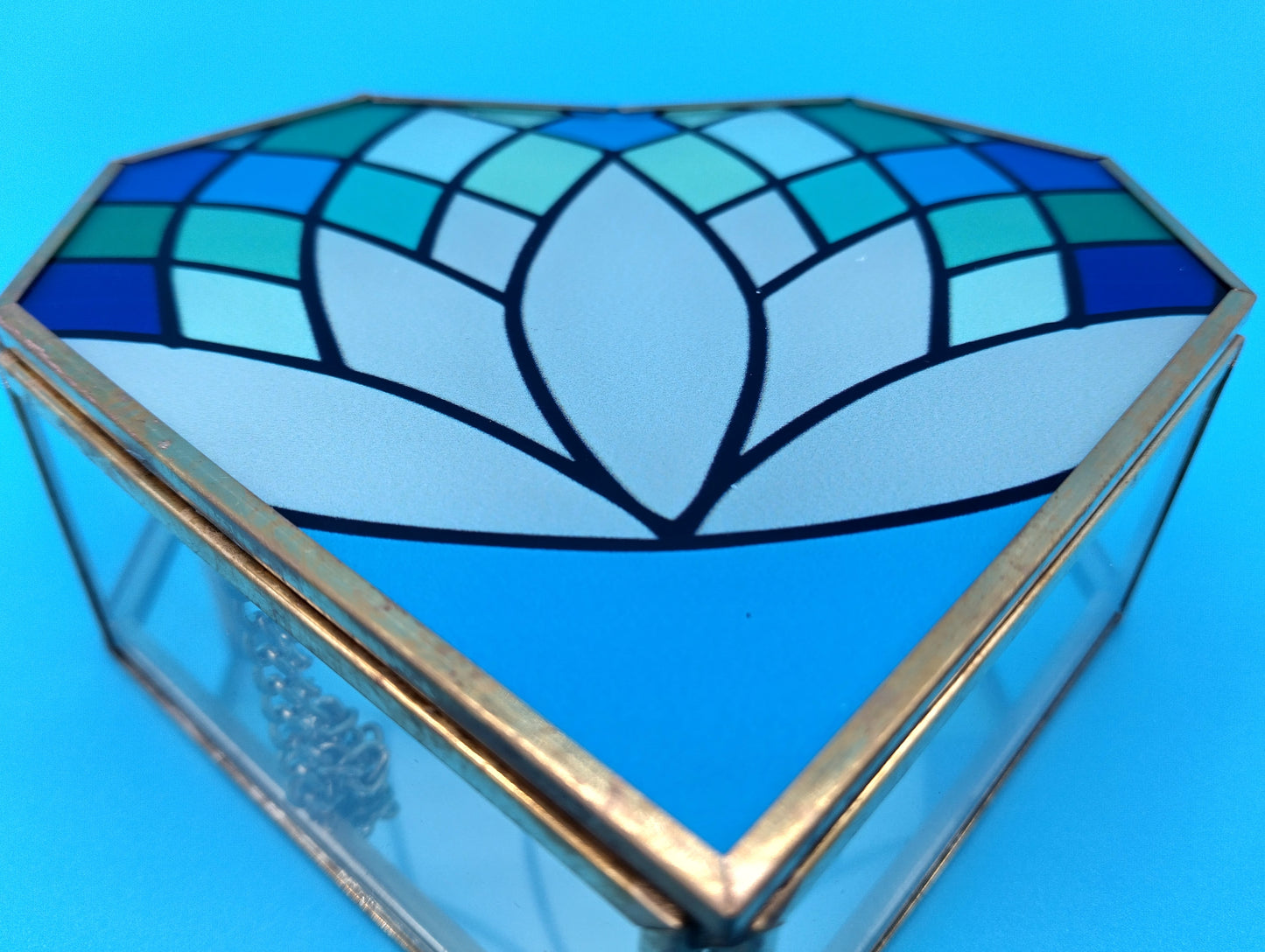 Jewelry Decorative Box Glass. Upgrade your jewelry storage with this elegant Glass Jewelry Decorative Box.