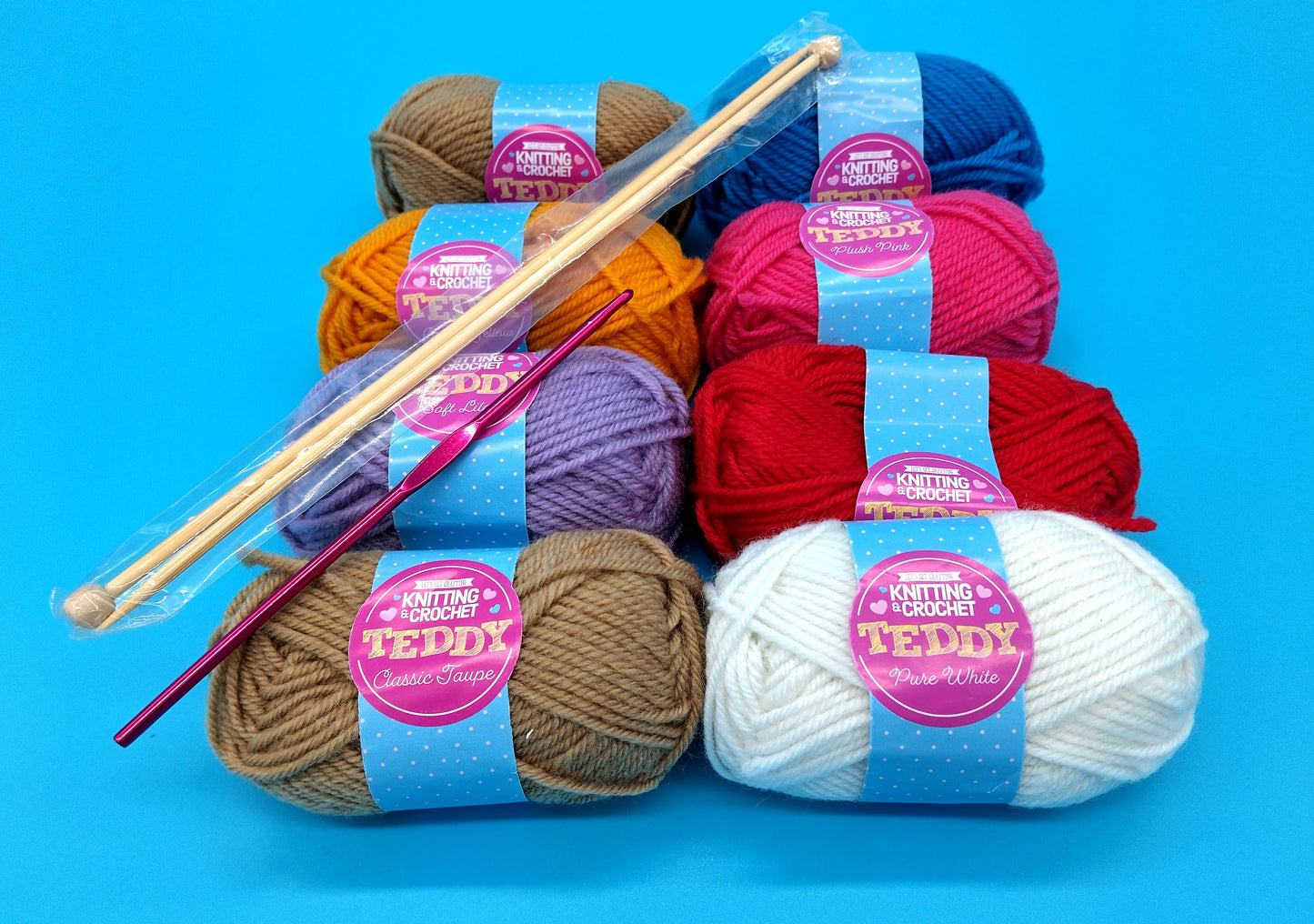 Teddy Knitting and Crochet Set of 8 x 20g. Perfect for creating a variety of colorful and creative pieces.