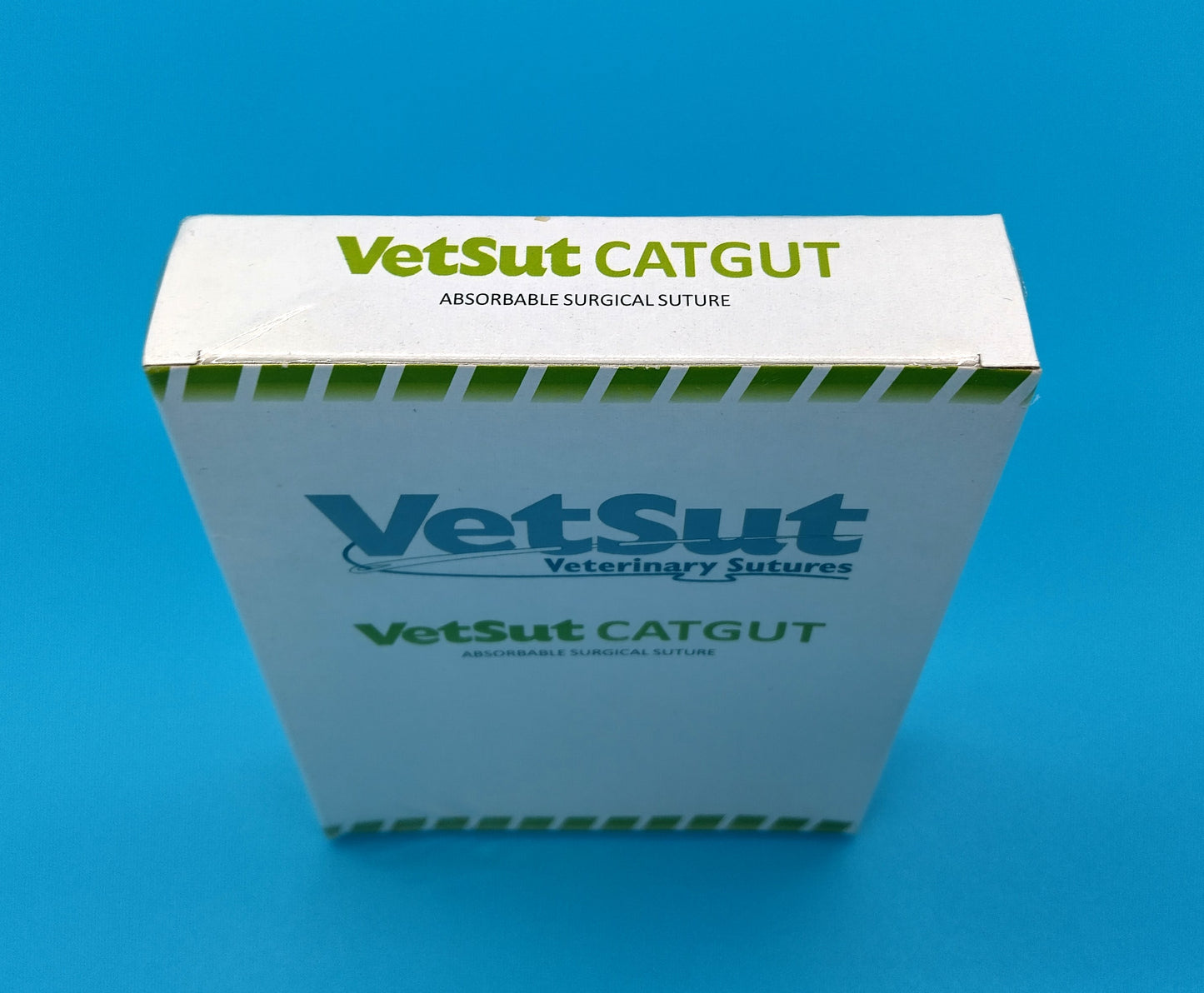 Veterinary Sutures. EP 6. USP 2. 50 Meter. Perfect for providing high-quality, reliable wound closure in veterinary surgical procedures.