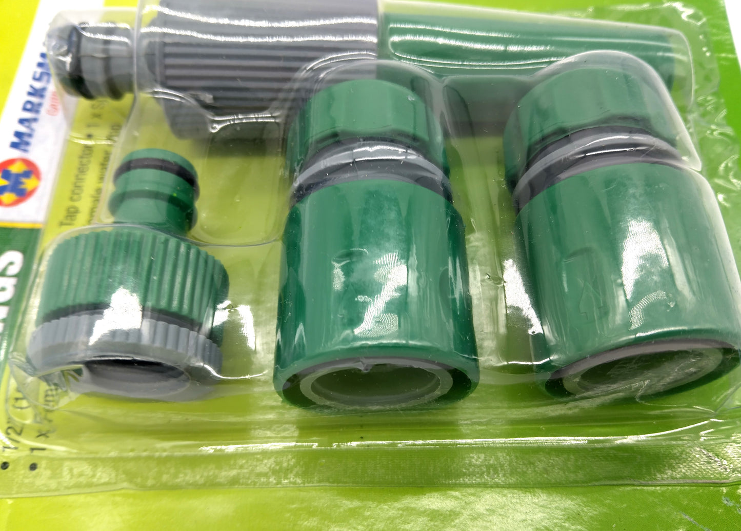 4 Piece Garden Hose Connector Set. Upgrade your garden hose setup with our Set of 4 Garden Hose Connectors.