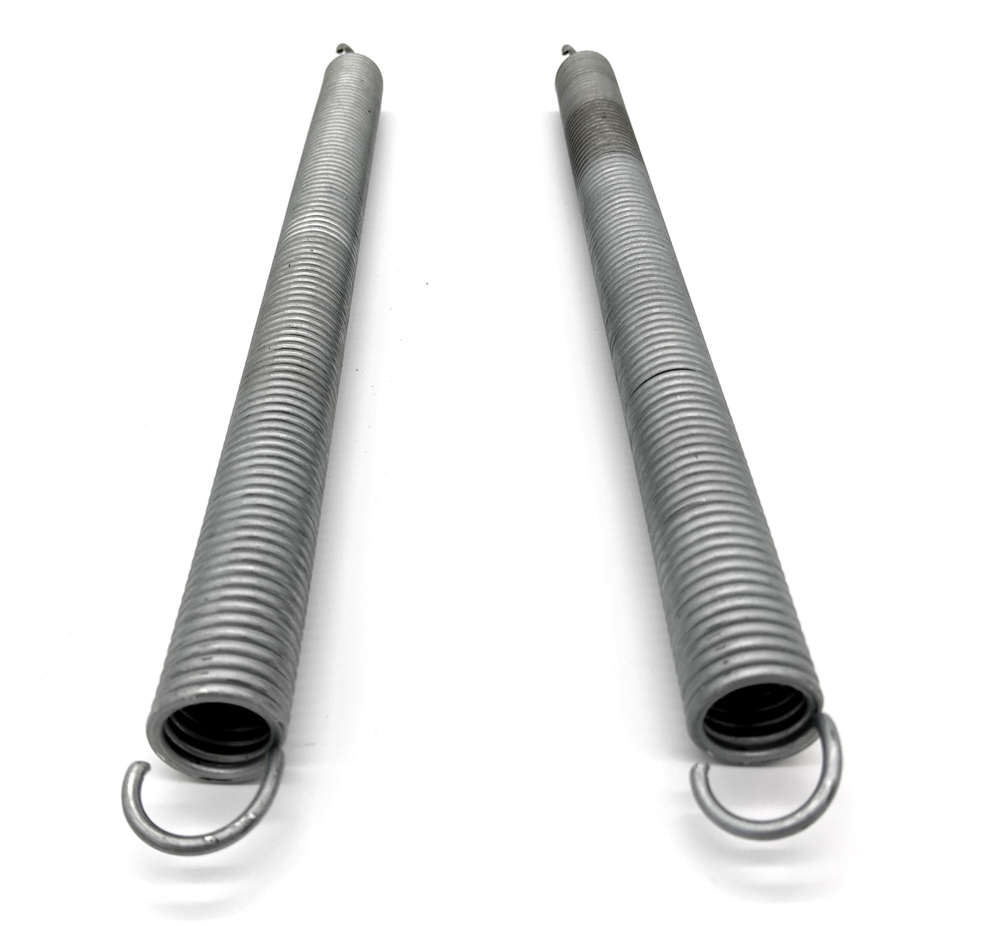 Extension Spring. 2 Pcs. Equip yourself with the versatile and durable Extension Springs. Perfect for various applications.