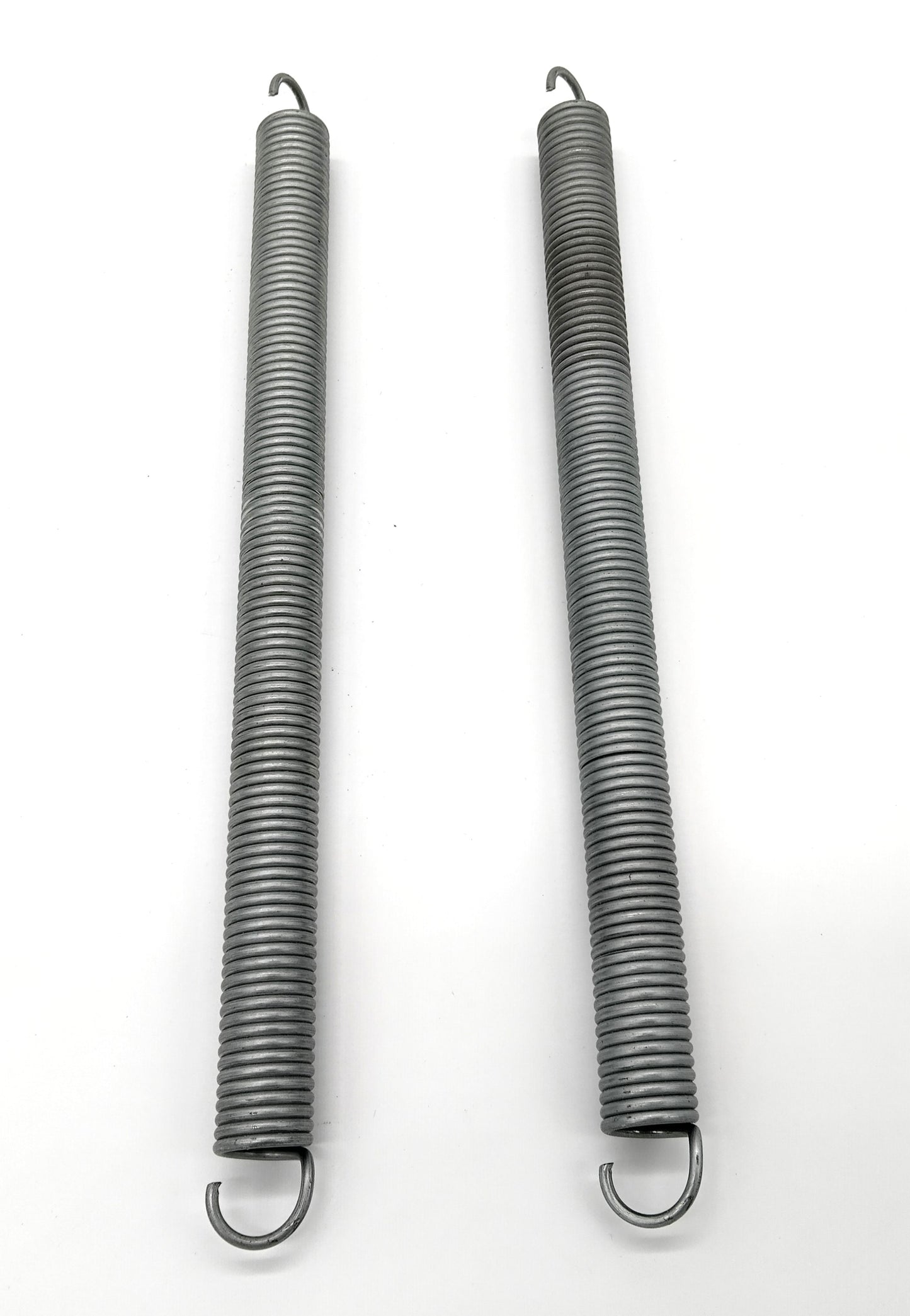 Extension Spring. 2 Pcs. Equip yourself with the versatile and durable Extension Springs. Perfect for various applications.