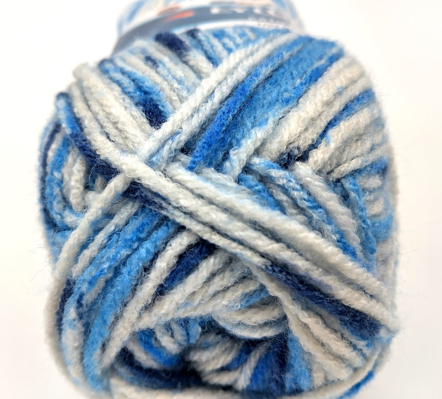 Hand Knitting Yarn. 5 x 100g  - Soft & Versatile Acrylic Yarn in Blue (5 x 100g)