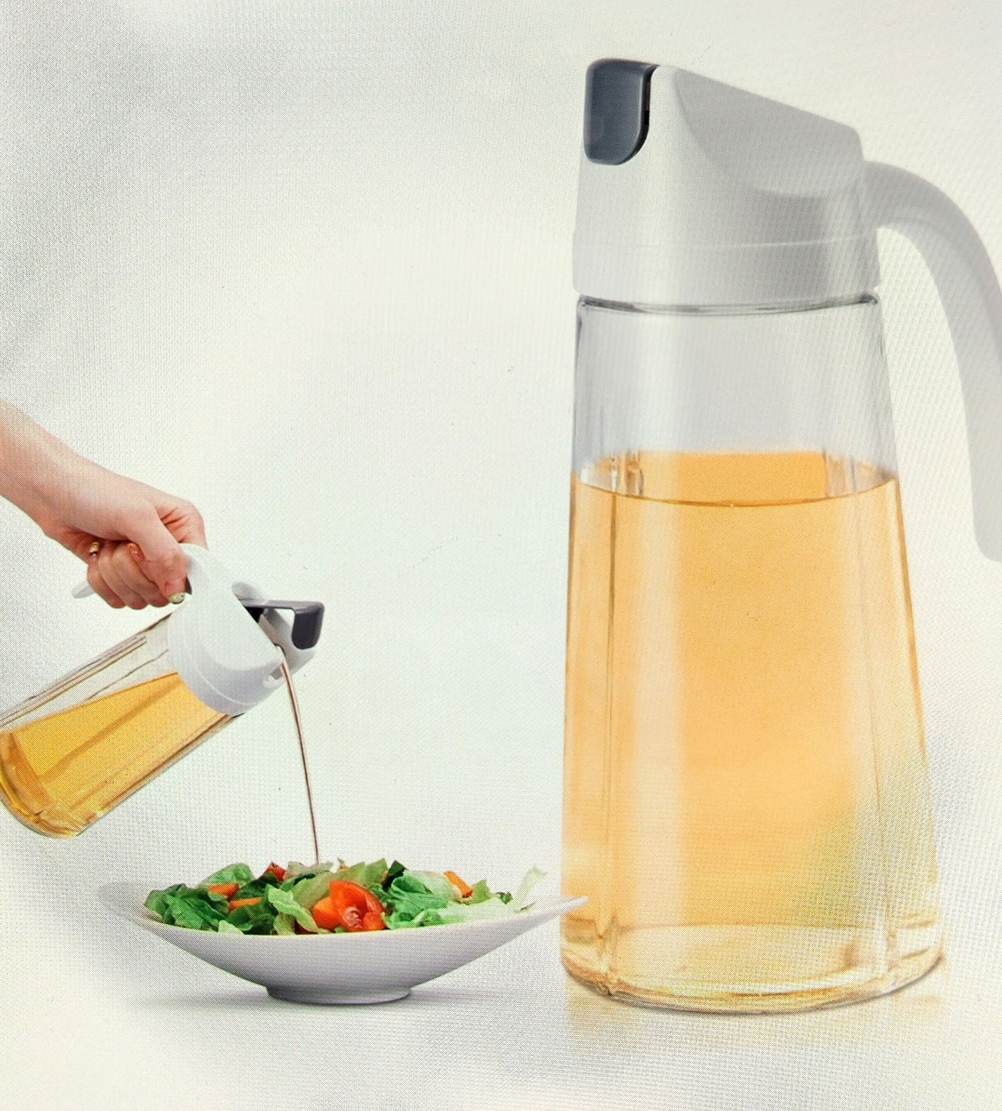 850 ml. Glass Auto Flip Oil Dispenser. Upgrade your kitchen with the 850ml Glass Auto Flip Oil Dispenser.