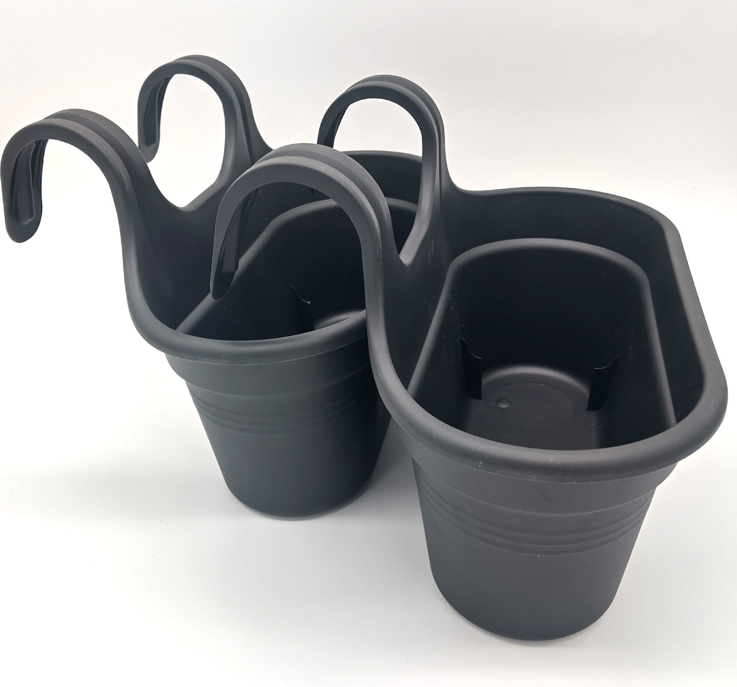 ELHO Black Extra Overflow Pipe Outdoor and Indoor 2 pcs. Enhance your plant care with ELHO!