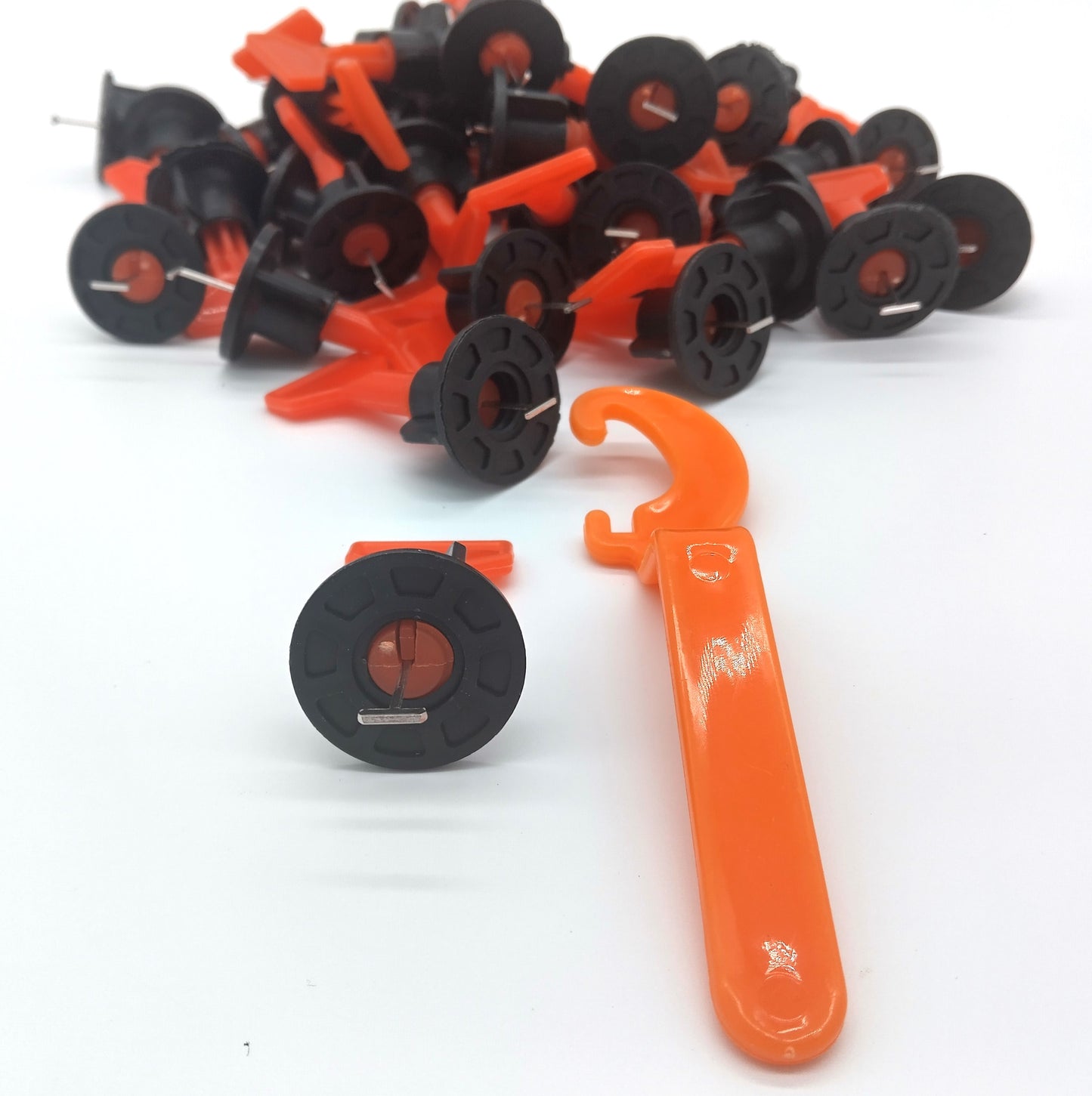 Orange-Black Tile Leveling System. 50 pcs. 2mm - 8mm. Level up your tiling game!