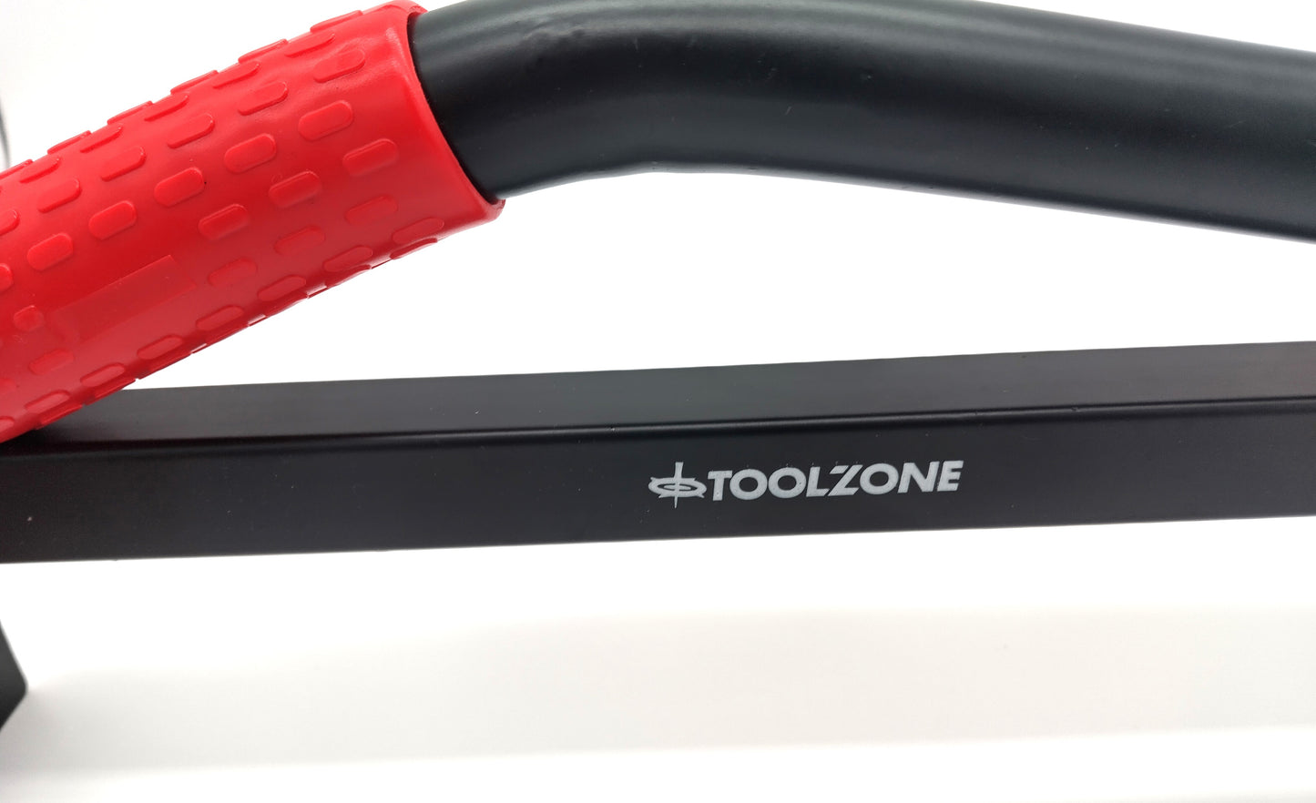 Toolzone Adjustable Brick Tongs. Make your brick handling tasks easier and more efficient today!