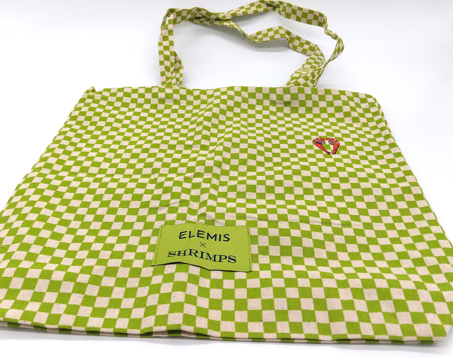 ELEMIS X Shrimps Green Tote Bag.  Don’t miss out on this must-have accessory!