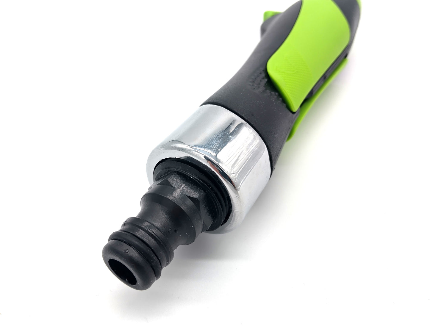 FLIPO Dual Use Watering Shower Lance. Upgrade your garden care routine with the FLIPO Dual Use Watering Lance.