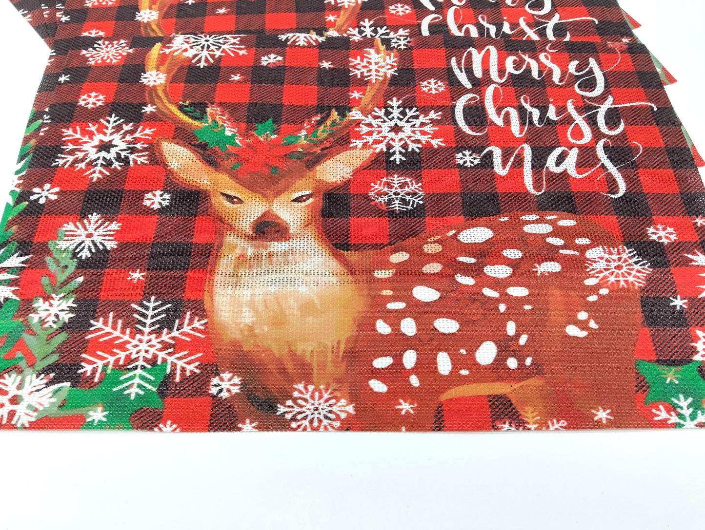 Pack of 6 Christmas Table Place Mats.