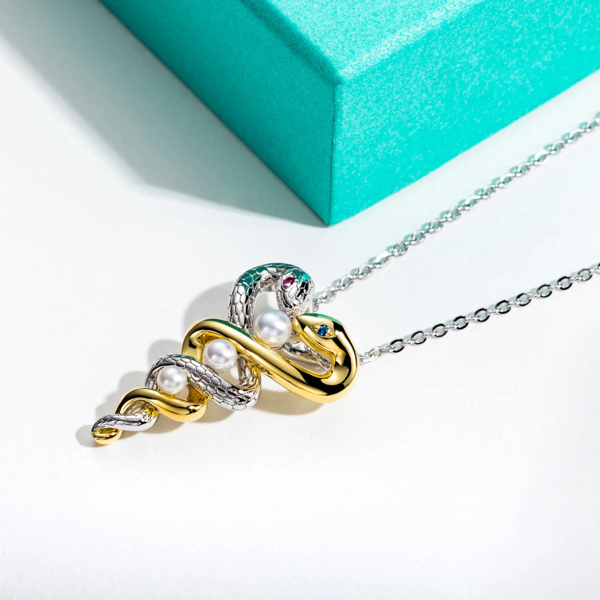 Exquisite Snake Pendant Necklace.